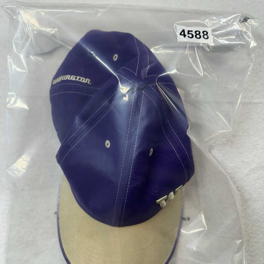 Vintage Nike Washington Huskies Hat Purple Gold Flex Fit Y2K NCAA Cap One Size - Picture 7 of 7